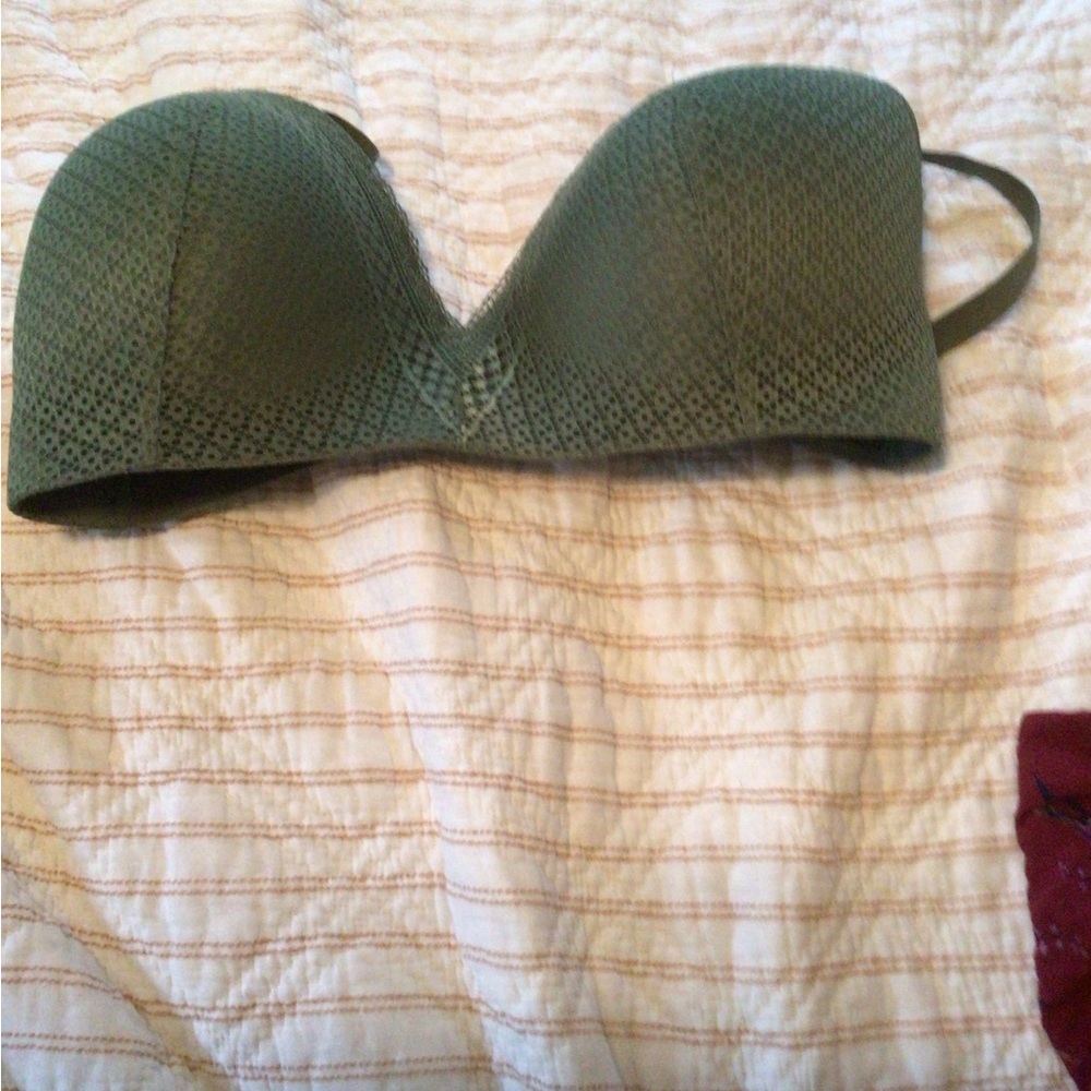 Maidenform Bra 40DD